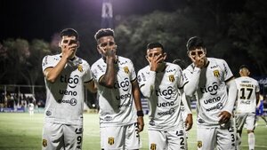 El líder Guaraní en su faceta goleadora