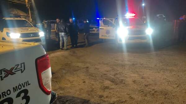 Tiroteo con piratas del asfalto deja tres policías heridos en Caaguazú - Policiales - ABC Color