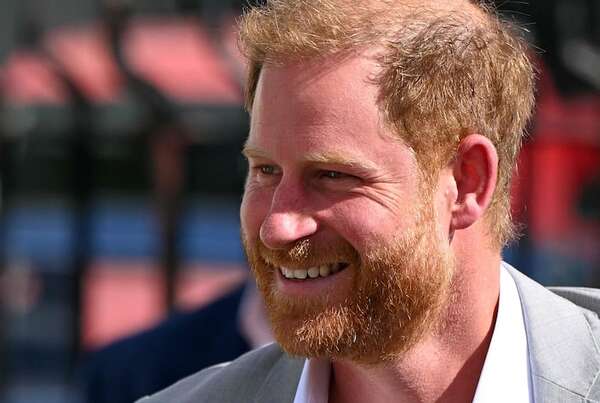 El príncipe Harry dona más de un millón de euros a una ONG - Gente - ABC Color