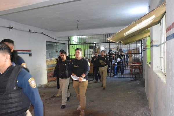 Allanamiento en Tacumbú provee información clave en el marco de una investigación por estafa
