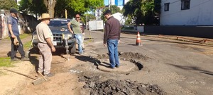 Prosigue recapado asfáltico en calles de Encarnación