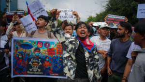 Rebelión de la Generación Z: Derrocan a gobierno de Nepal tras prohibir uso de las redes sociales