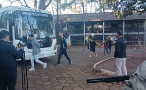 Trasladan a 24 detenidos a otras cárceles del país