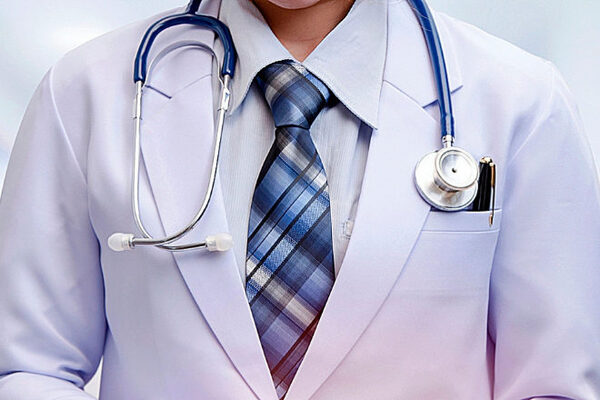 Actuaba como médico sin serlo y fue detenido en Ñemby - ADN Digital