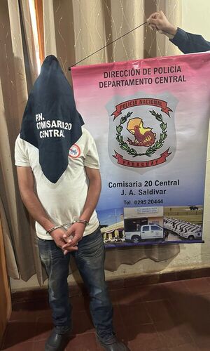 Popular / Bandido apretó a policía