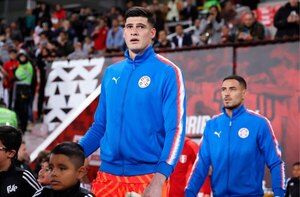 Versus / Orlando Gill y su emoción por su debut en la Albirroja: "Una noche soñada..."