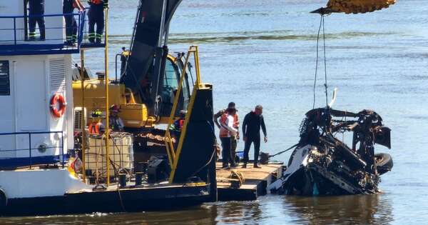 Diario HOY | Rescatan cabina del camión que cayó del puente Nanawa