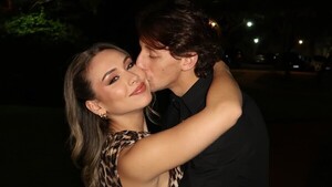 Popular / (VIDEO) ¡Novia de Mati Galarza lo recibió con chipa y cocido!