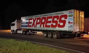 3 policías heridos al frustrar asalto de piratas del asfalto a un convoy de encomiendas en Caaguazú – Prensa 5