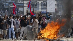 Bloquearon redes sociales y se armó una revolución