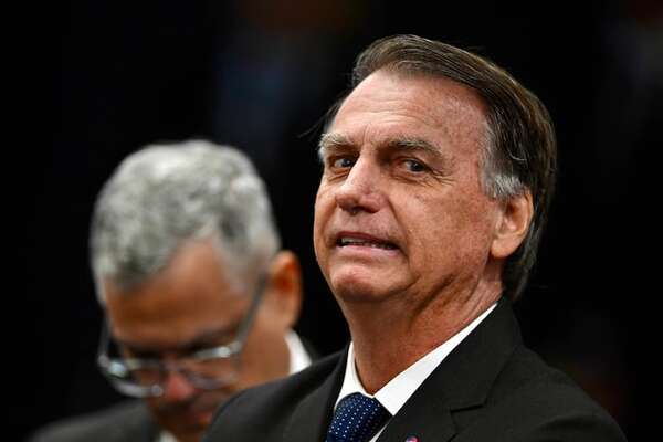 El juicio por la asonada de 2023 no es el único caso abierto contra Bolsonaro - Mundo - ABC Color