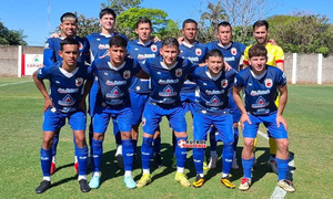 Ovetense FC remonta un 0 – 2, con dos hombres menos y rescata un empate heroico en Salto del Guairá - OviedoPress
