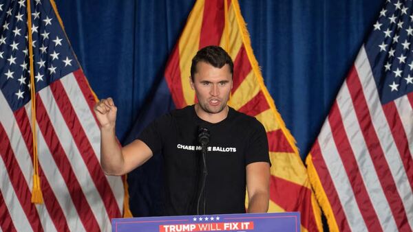 Falleció el activista Charlie Kirk tras el atentado en Utah