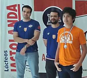 Ajedrez: Torneo Intercolegial en el Centro Educativo Espíritu Santo de MRA - Polideportivo - ABC Color