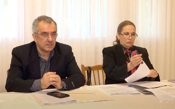 Acusan de “direccionamiento” en la adjudicación del Hospital de Asunción - Política - ABC Color