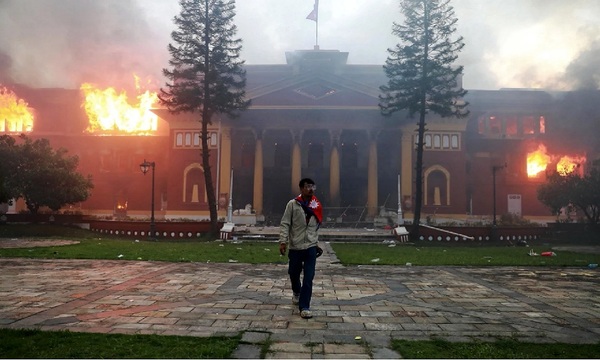 Revuelta juvenil derriba al Gobierno de Nepal en 24 horas - OviedoPress