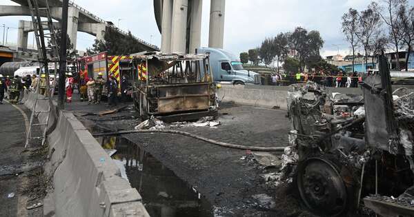 La Nación / México: explosión de camión con gas deja cuatro muertos y 90 heridos