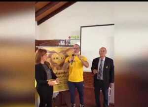 Popular / ¡Escándalo por visita de Mocaccino en cole religioso de Luque!: "Dejen de ser perras débiles"