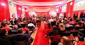 La Nación / Upla destaca importancia de la ANR en el continente al saludar sus 138 años