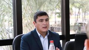 Senador propone que cada trabajador aporte 2% de su salario al IPS para financiar un seguro de desempleo