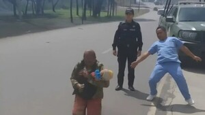 Abuela se convirtió en escudo humano para salvar a su nieta