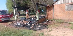  INCENDIO CONSUME VIVIENDA EN SAN PEDRO DEL PARANÁ