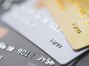 Bancos suman más usuarios pero con menor saldo