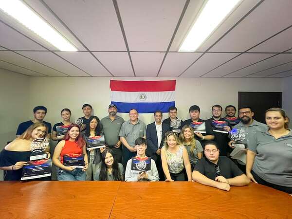Innovación espacial: Un hackathon con sello de la NASA aterriza en el sur del país - Ciencia - ABC Color