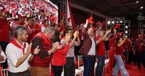 La Nación / González Vaesken dijo que competirá con gente que tiene 50 denuncias en CDE