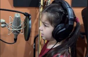 Popular / "¡Marche un babero para la mamá!" ¡La hija de Nadia Portillo ya canta también!