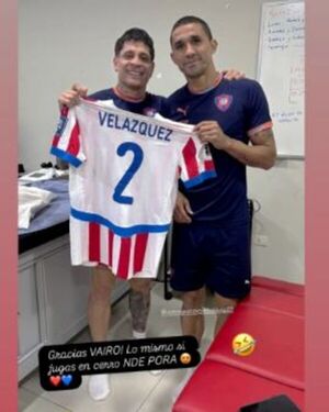 Popular / El piropo de Itu a Velázquez: "Lo mismo si jugás en Cerro nde porã"