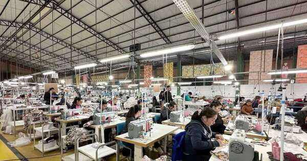 La Nación / Manufacturas, comercio y servicios ayudaron a expandir ventas en julio