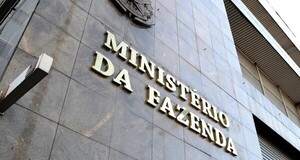 Hacienda de Brasil recorta previsión de crecimiento económico a 2,3% para este 2025