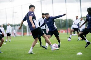 Versus / Sorpresiva movida en el Manchester United de Diego León