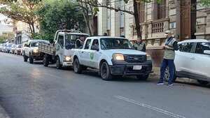 Cuidacoches: realizan operativo “despeje” en el microcentro de Asunción  - Nacionales - ABC Color