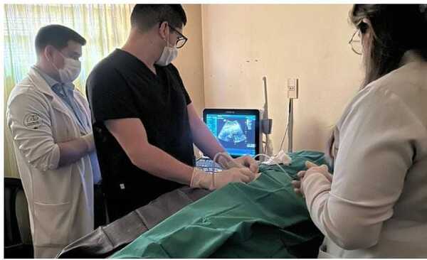Popular / ¡Medicos salvan la vida de un bebé!