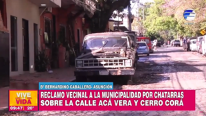 Reclamo vecinal a la Municipalidad por supuestos vehículos chatarras en la vía pública