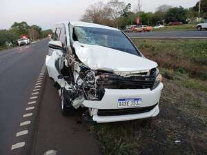 Mujer murió atropellada al intentar cruzar la Ruta PY02 en Caaguazú - Nacionales - ABC Color