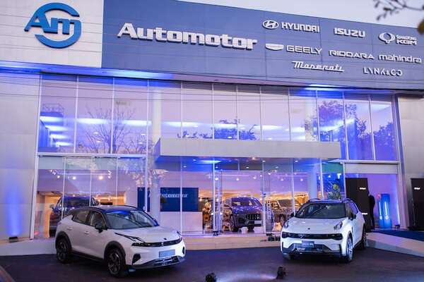 Automotor Premium inaugura su renovado showroom en el Paraná Country Club - Empresariales - ABC Color