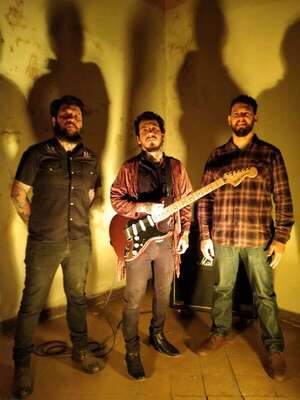 El viaje sonoro de Dentro del Sol continúa con su nuevo disco “Ganga Aarti” - Música - ABC Color