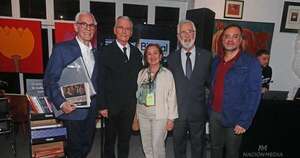 La Nación / Bienal de Curitiba reconoció a José Daniel Nasta por su destacada labor cultural