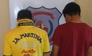 Detienen a dos personas y recuperan motocicleta robada 