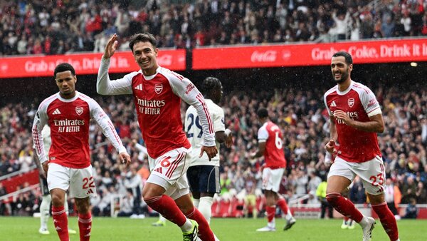 Arsenal golea al Nottingham Forest