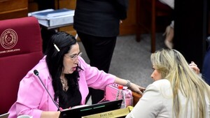 Senadora Aquino: “Yo puedo salir, pero detrás de mí también saldrán muchos por cosas peores”