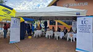 Universitarios brindan asesoramiento a emprendedores en la frontera entre Paraguay y Brasil - Nacionales - ABC Color