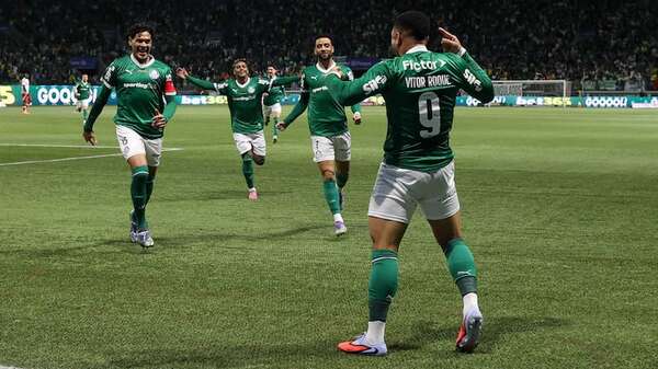 Palmeiras golea con Gómez y Amiguito Sosa - Fútbol - ABC Color