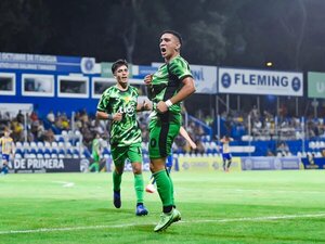 Libertad remontó y goleó a Sportivo Luqueño en Itauguá