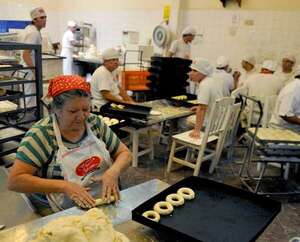 Mipymes concentran alrededor del 80% del empleo en Paraguay    - Economía - ABC Color