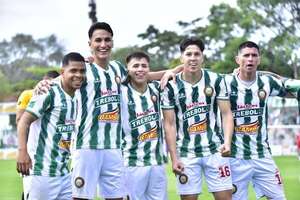 Rubio Ñu asciende a la máxima categoría - Fútbol de Intermedia - ABC Color