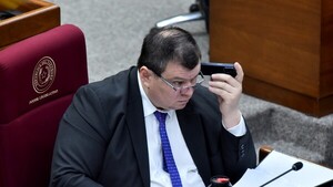 Dionisio critica a oposición en caso de audios filtrados: "A mí no me busquen arrastrar en esta cloaca"